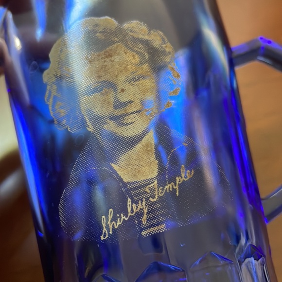 VTG Shirley Temple 1930s Depression Cobalt Blue Glass small Pitcher Creamer - Picture 2 of 8